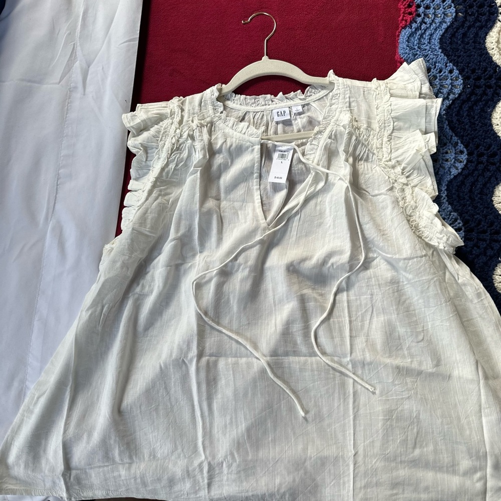 NWT GAP White Ruffled Blouse large